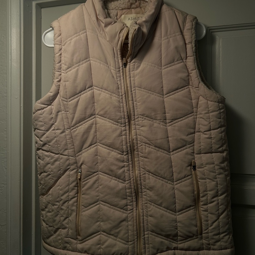 Ashley By 26 International Cream Quilted Vest